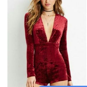 Velvet plunging neck line burgundy romper nwot